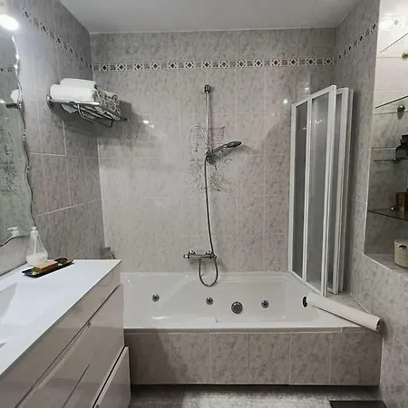 Casa Serena Apartamento Para 4 شقة Premiá de Mar